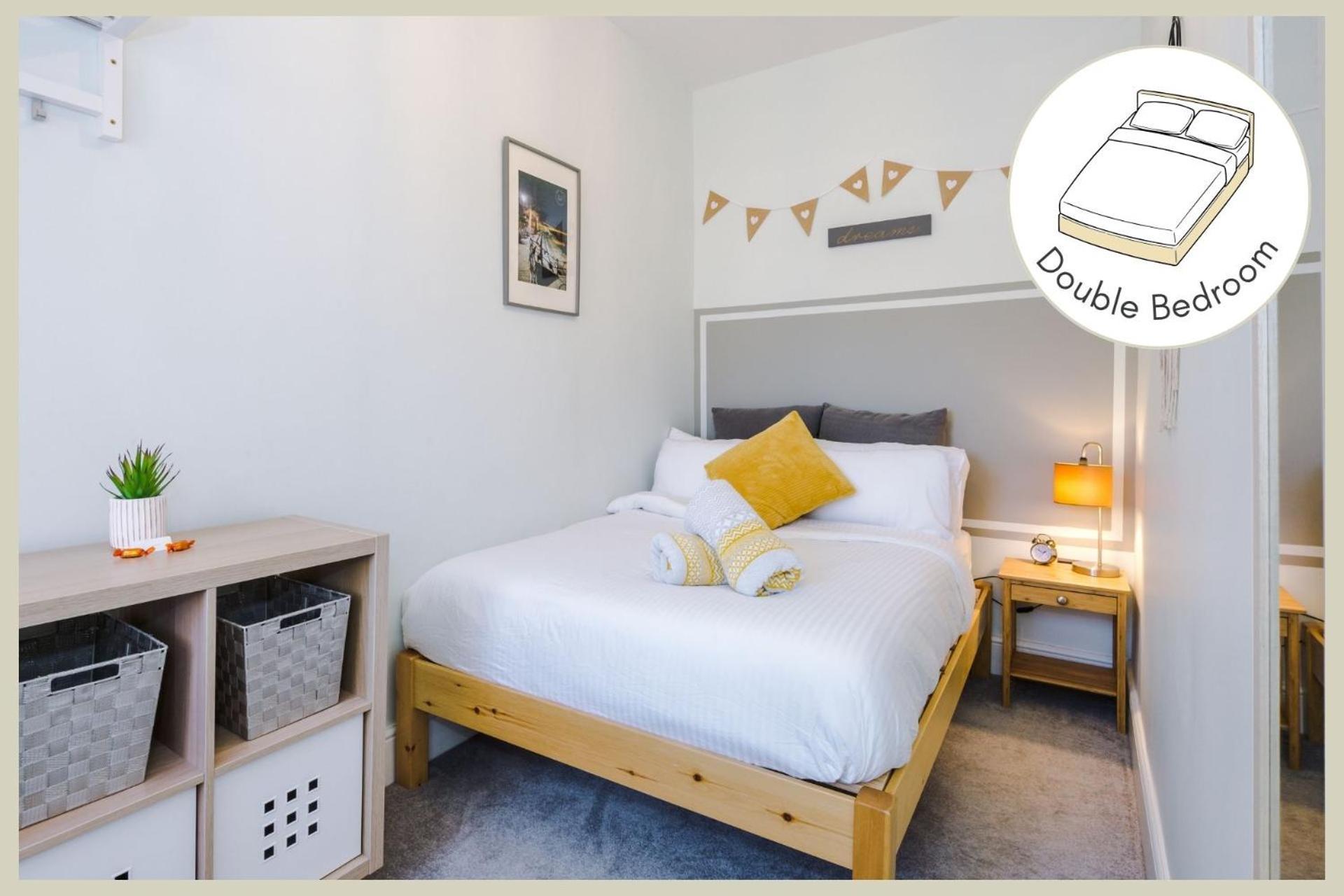 Enjoy The Pause Holiday Home, A Quiet City Centre, 2 Double Bed, Free Parking, Manchester Airport 50 Min Drive 切斯特 外观 照片