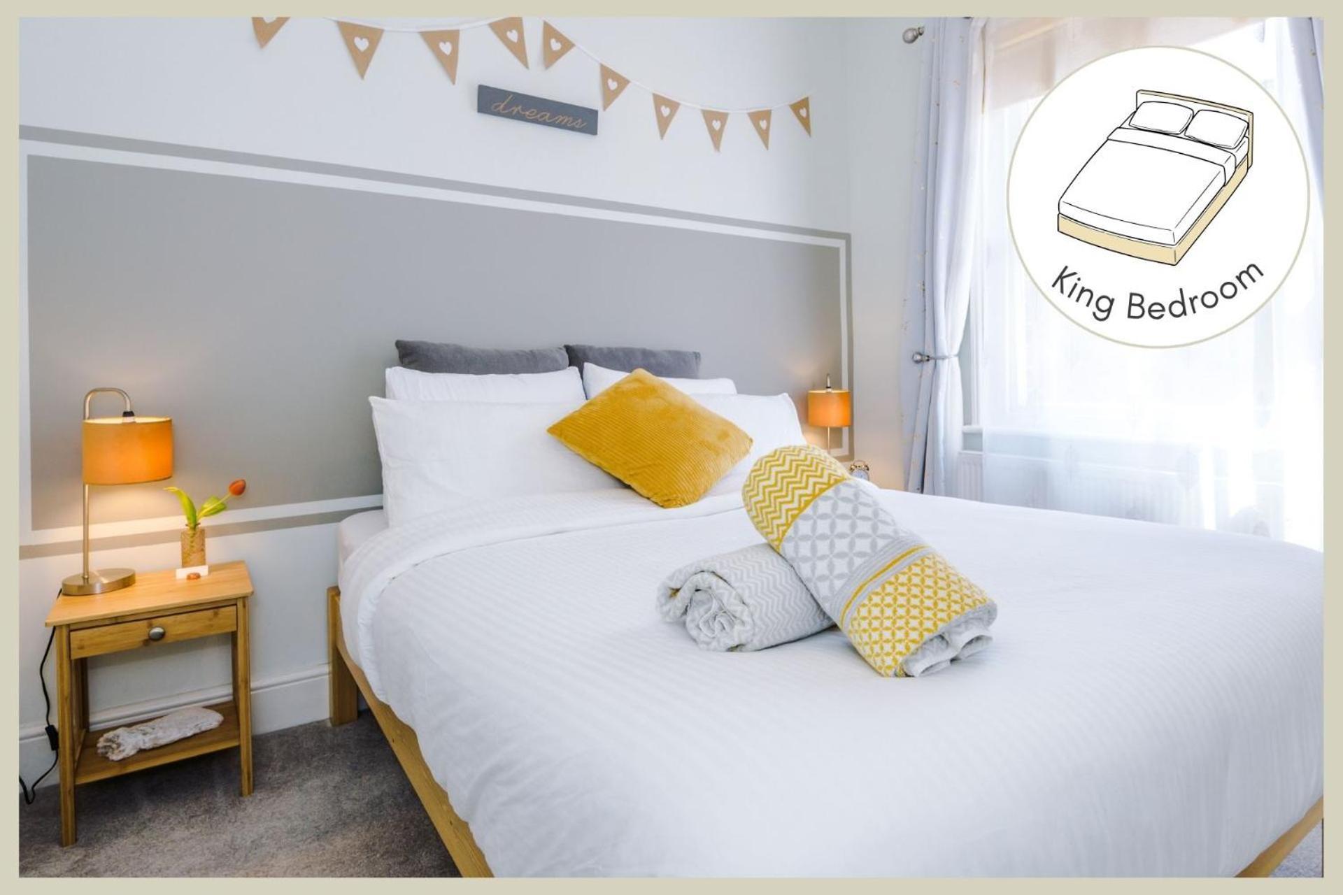 Enjoy The Pause Holiday Home, A Quiet City Centre, 2 Double Bed, Free Parking, Manchester Airport 50 Min Drive 切斯特 外观 照片